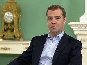 Medvedev dal kommentarii po povodu mitingov