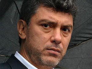 Boris Nemcov izbil blogera pytavshegosja vzjat' u nego in'er'vju